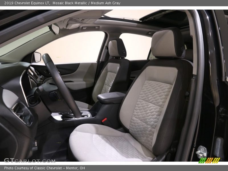 Mosaic Black Metallic / Medium Ash Gray 2019 Chevrolet Equinox LT
