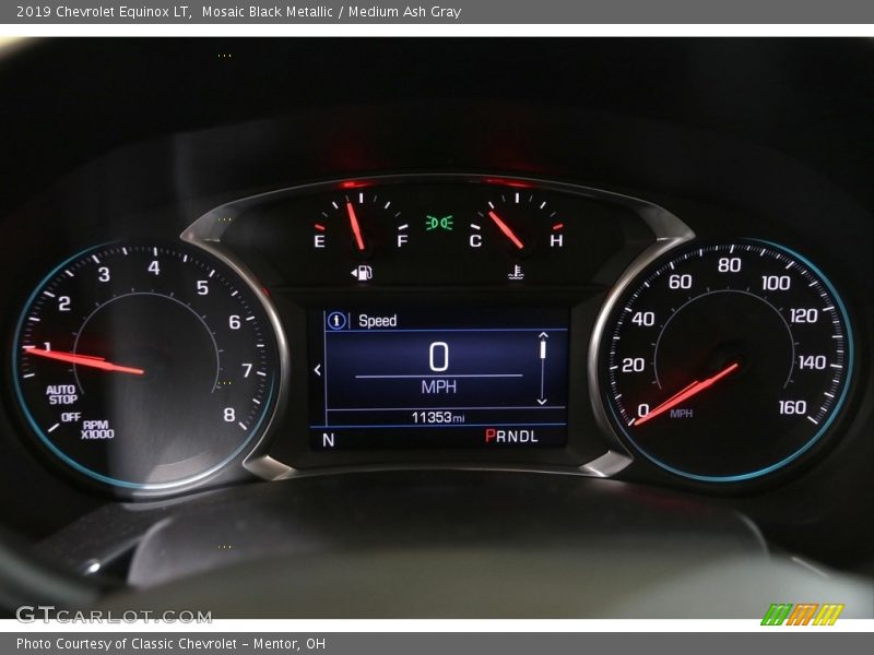 Mosaic Black Metallic / Medium Ash Gray 2019 Chevrolet Equinox LT