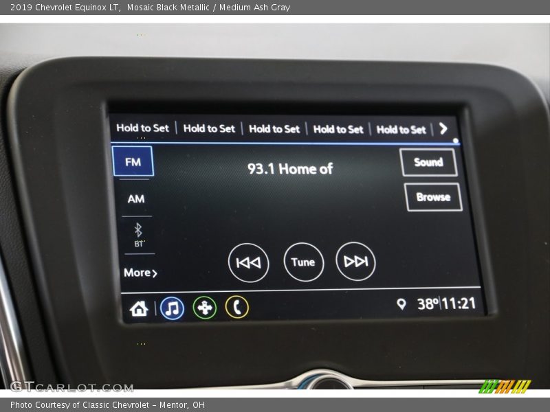 Mosaic Black Metallic / Medium Ash Gray 2019 Chevrolet Equinox LT