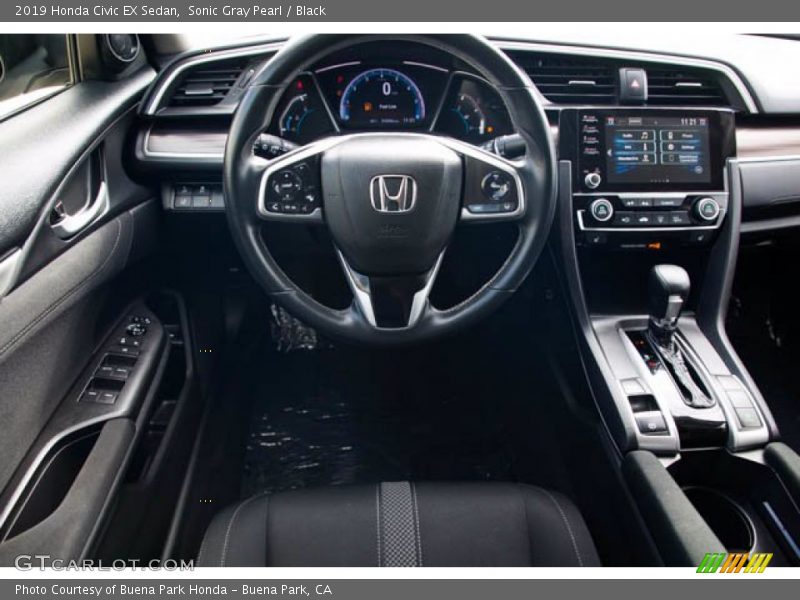 Sonic Gray Pearl / Black 2019 Honda Civic EX Sedan