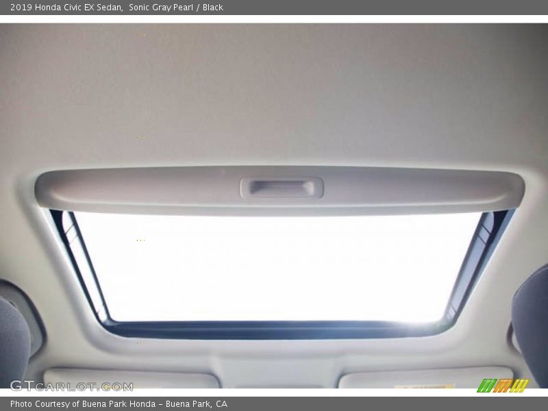 Sonic Gray Pearl / Black 2019 Honda Civic EX Sedan