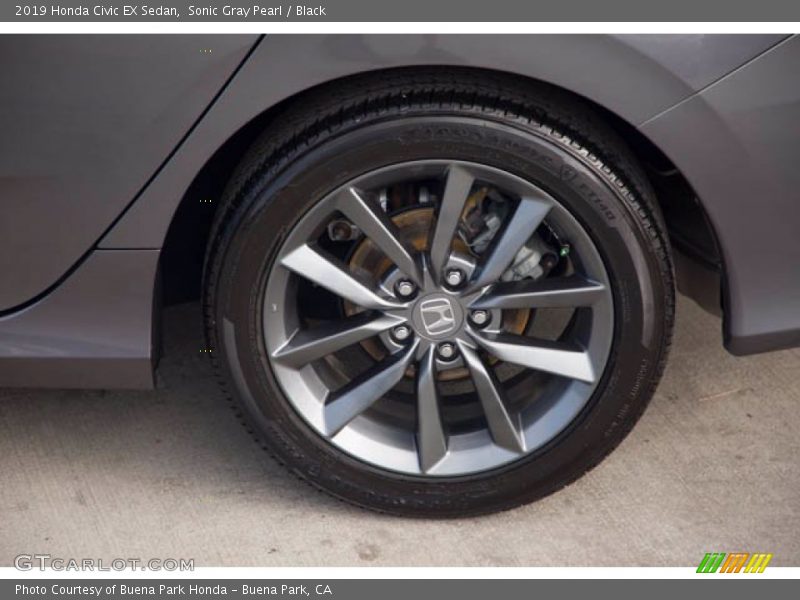 Sonic Gray Pearl / Black 2019 Honda Civic EX Sedan