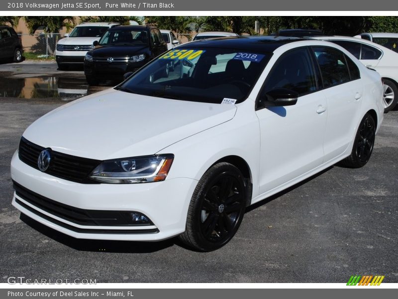 Pure White / Titan Black 2018 Volkswagen Jetta SE Sport