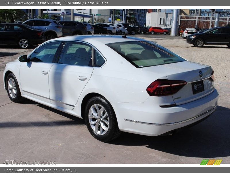 Pure White / Cornsilk Beige 2017 Volkswagen Passat S Sedan