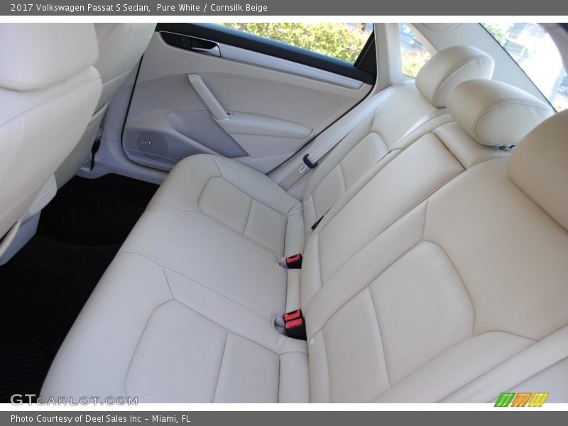 Pure White / Cornsilk Beige 2017 Volkswagen Passat S Sedan