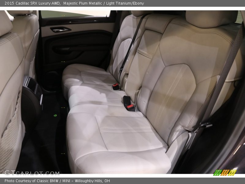 Majestic Plum Metallic / Light Titanium/Ebony 2015 Cadillac SRX Luxury AWD