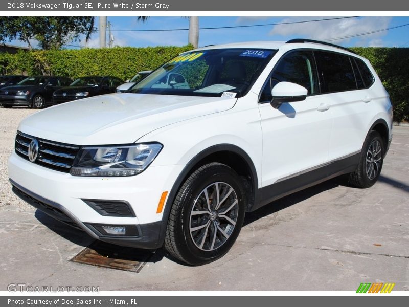  2018 Tiguan SE Pure White