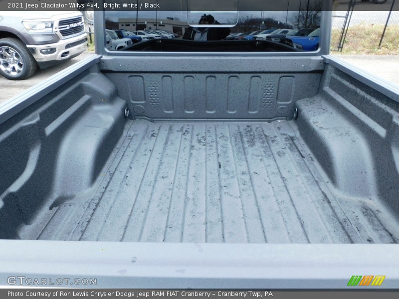 Bright White / Black 2021 Jeep Gladiator Willys 4x4
