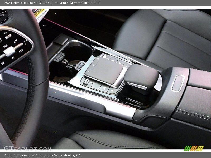 Mountain Grey Metallic / Black 2021 Mercedes-Benz GLB 250