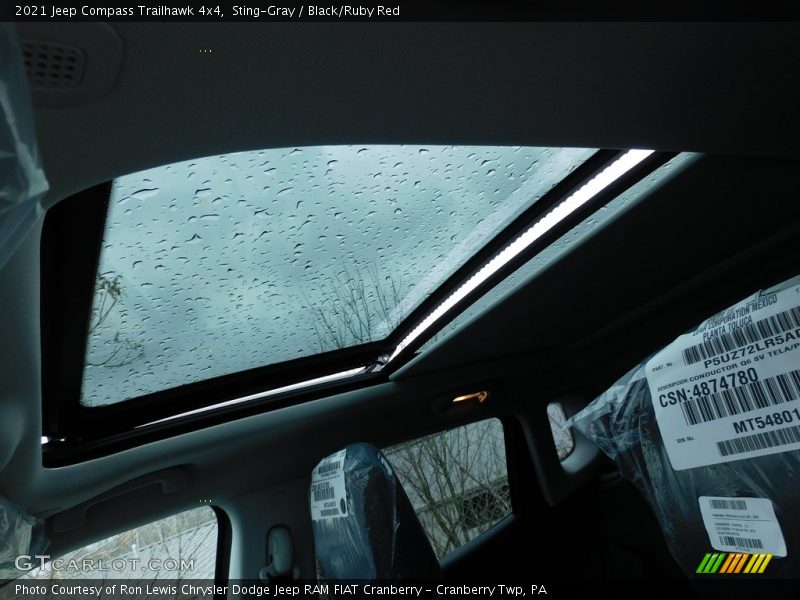 Sting-Gray / Black/Ruby Red 2021 Jeep Compass Trailhawk 4x4