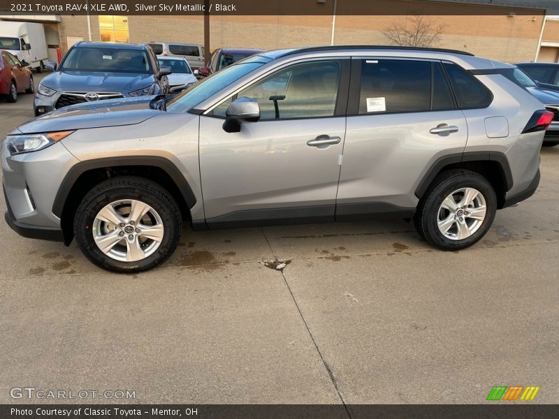 Silver Sky Metallic / Black 2021 Toyota RAV4 XLE AWD