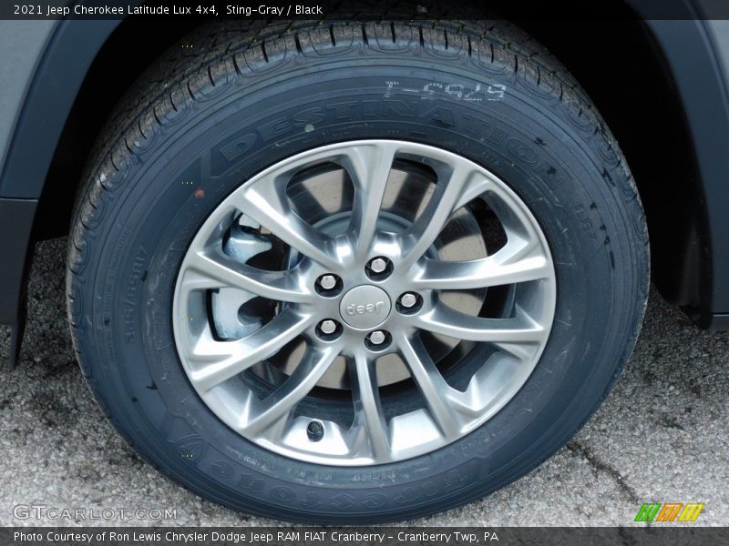 Sting-Gray / Black 2021 Jeep Cherokee Latitude Lux 4x4