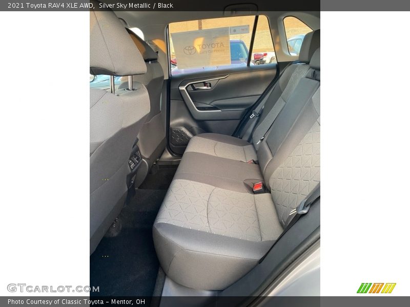 Silver Sky Metallic / Black 2021 Toyota RAV4 XLE AWD