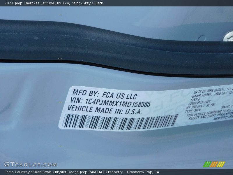 Sting-Gray / Black 2021 Jeep Cherokee Latitude Lux 4x4