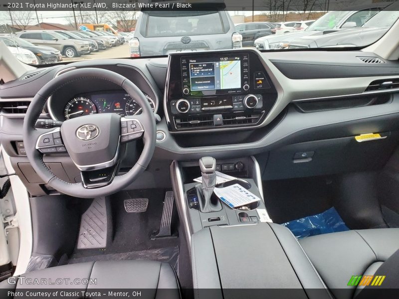 Blizzard White Pearl / Black 2021 Toyota Highlander XLE AWD