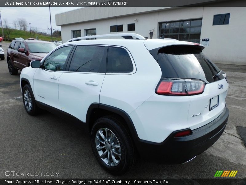 Bright White / Ski Gray/Black 2021 Jeep Cherokee Latitude Lux 4x4