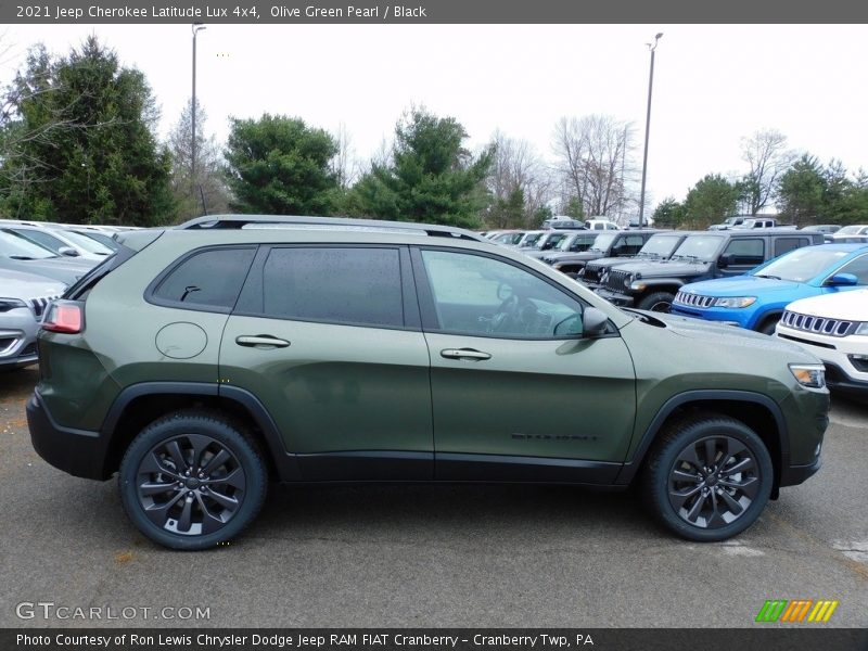  2021 Cherokee Latitude Lux 4x4 Olive Green Pearl