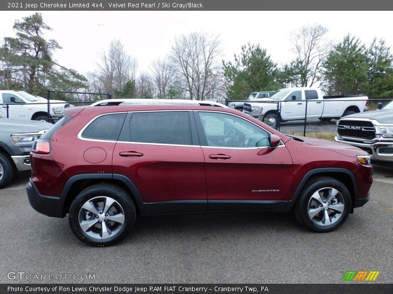 Velvet Red Pearl / Ski Gray/Black 2021 Jeep Cherokee Limited 4x4