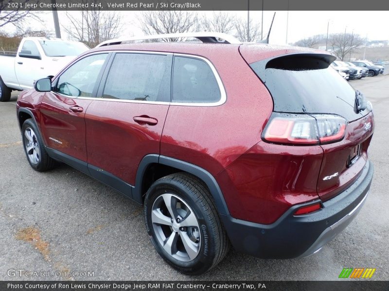 Velvet Red Pearl / Ski Gray/Black 2021 Jeep Cherokee Limited 4x4