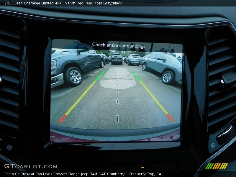 Velvet Red Pearl / Ski Gray/Black 2021 Jeep Cherokee Limited 4x4