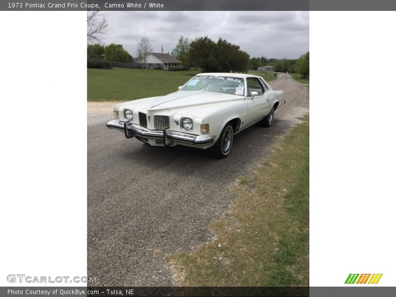 Cameo White / White 1973 Pontiac Grand Prix Coupe