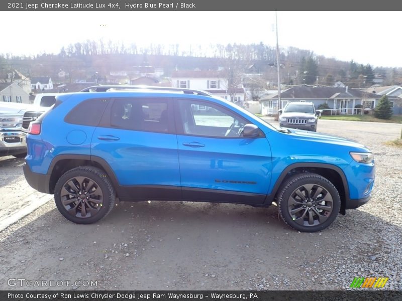 Hydro Blue Pearl / Black 2021 Jeep Cherokee Latitude Lux 4x4