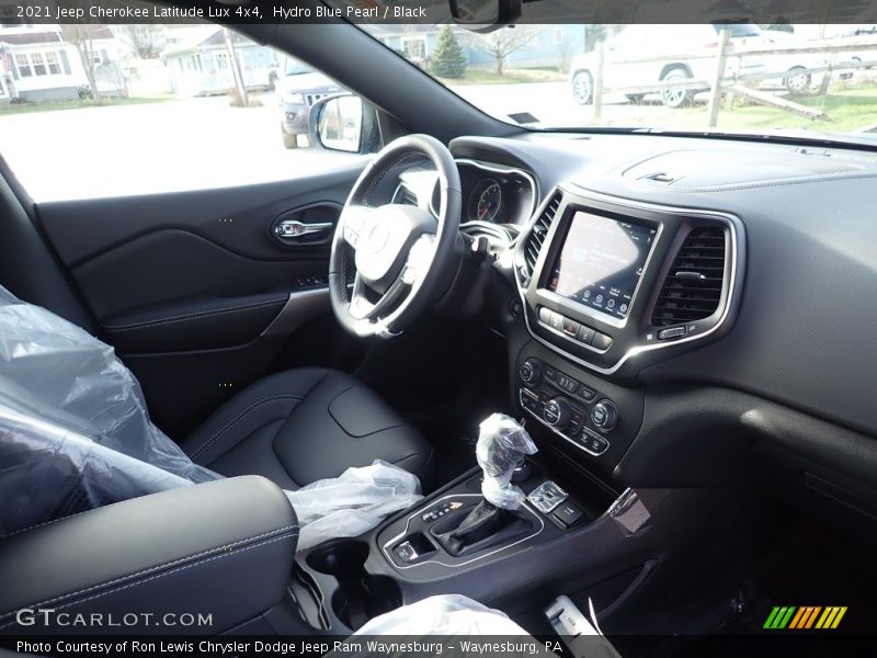 Hydro Blue Pearl / Black 2021 Jeep Cherokee Latitude Lux 4x4