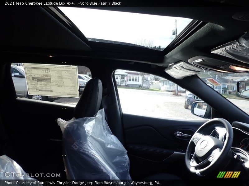Hydro Blue Pearl / Black 2021 Jeep Cherokee Latitude Lux 4x4