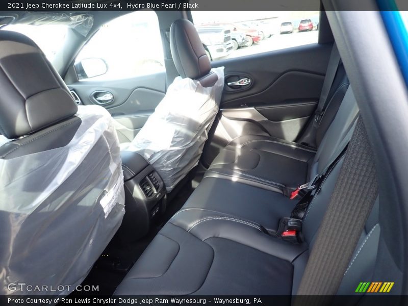 Hydro Blue Pearl / Black 2021 Jeep Cherokee Latitude Lux 4x4