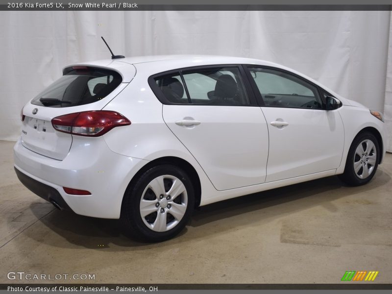  2016 Forte5 LX Snow White Pearl