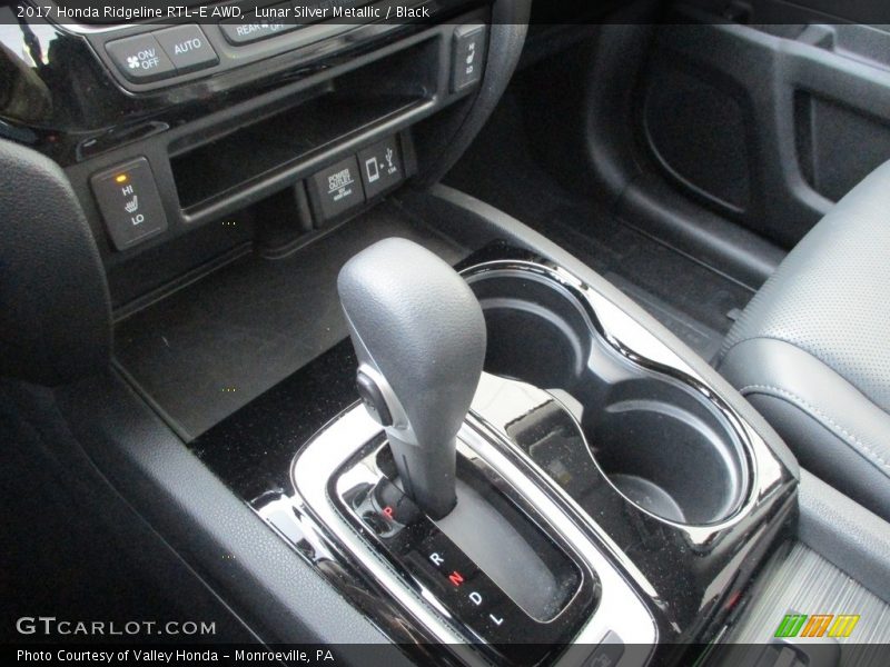 Lunar Silver Metallic / Black 2017 Honda Ridgeline RTL-E AWD