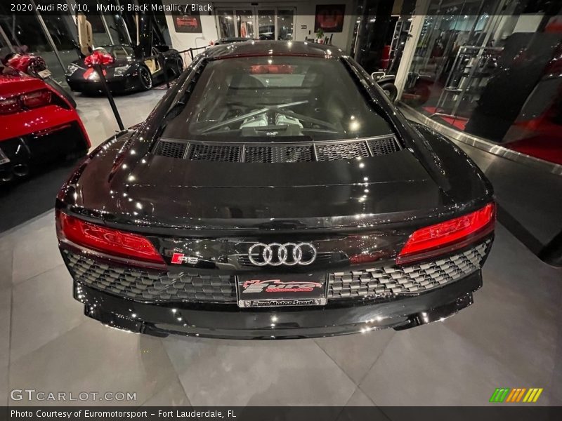 Mythos Black Metallic / Black 2020 Audi R8 V10