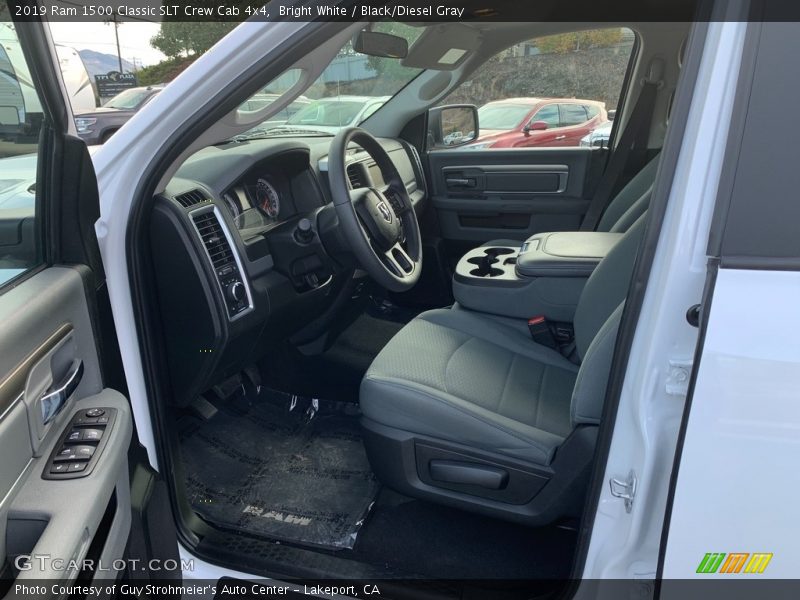 Bright White / Black/Diesel Gray 2019 Ram 1500 Classic SLT Crew Cab 4x4