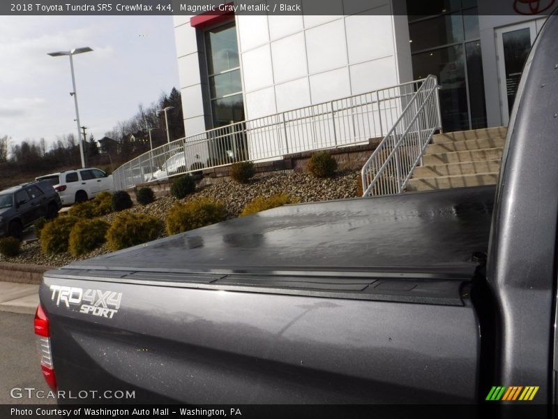Magnetic Gray Metallic / Black 2018 Toyota Tundra SR5 CrewMax 4x4