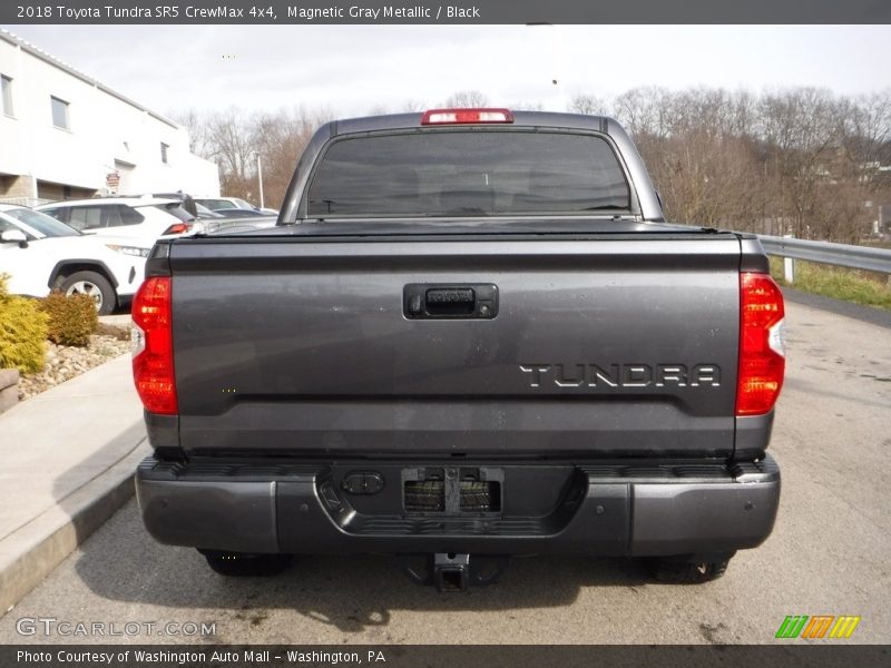 Magnetic Gray Metallic / Black 2018 Toyota Tundra SR5 CrewMax 4x4