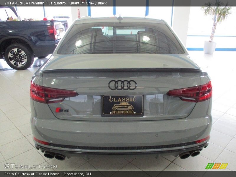 Quantum Gray / Black 2019 Audi S4 Premium Plus quattro
