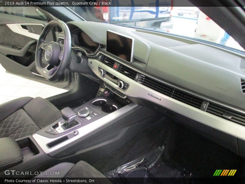 Dashboard of 2019 S4 Premium Plus quattro