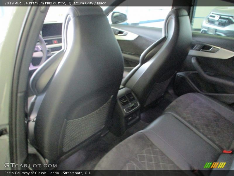 Quantum Gray / Black 2019 Audi S4 Premium Plus quattro