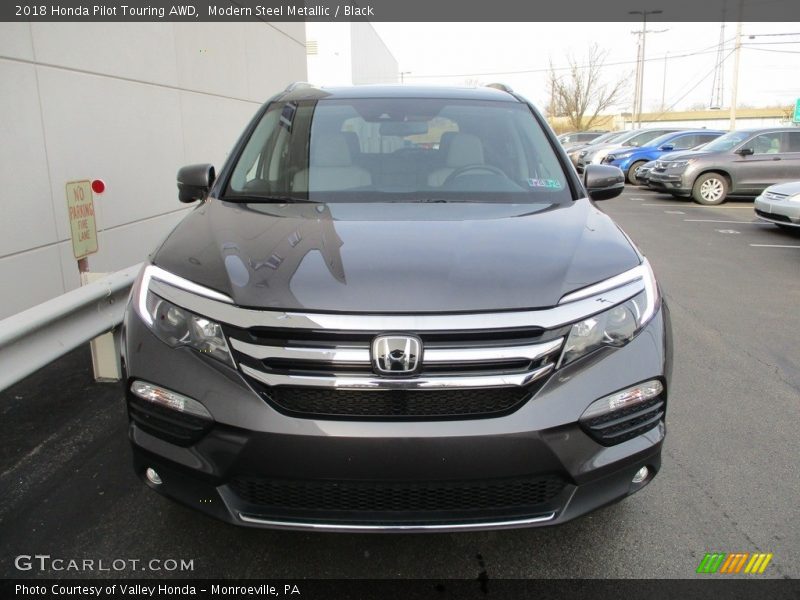 Modern Steel Metallic / Black 2018 Honda Pilot Touring AWD