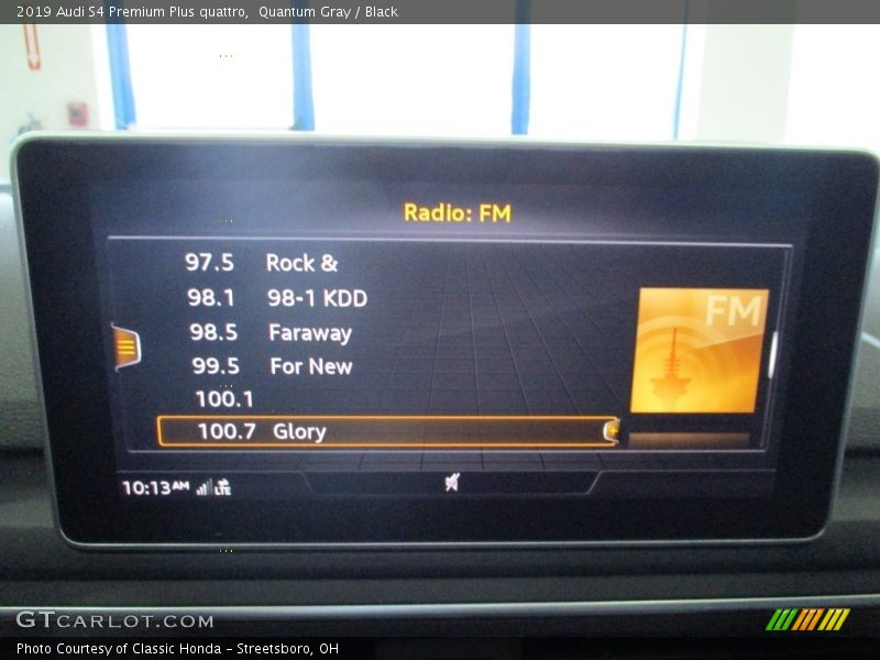 Quantum Gray / Black 2019 Audi S4 Premium Plus quattro