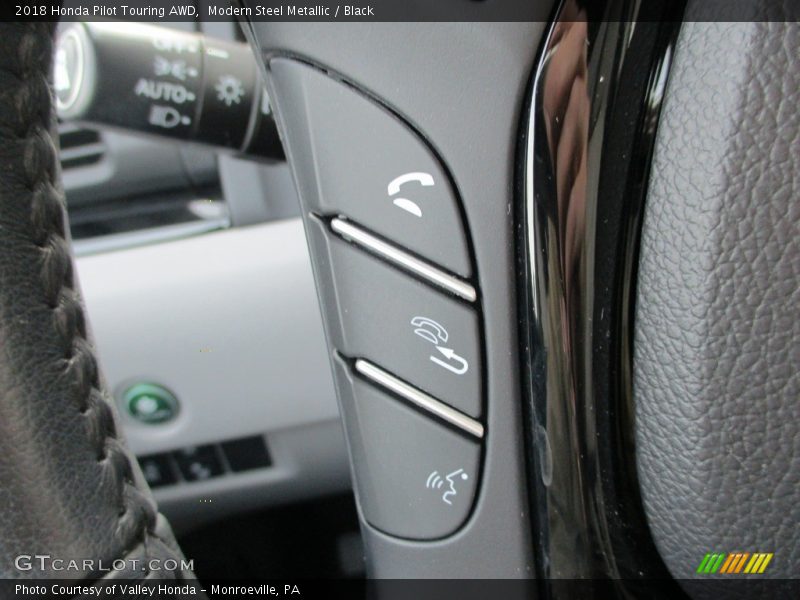 Modern Steel Metallic / Black 2018 Honda Pilot Touring AWD