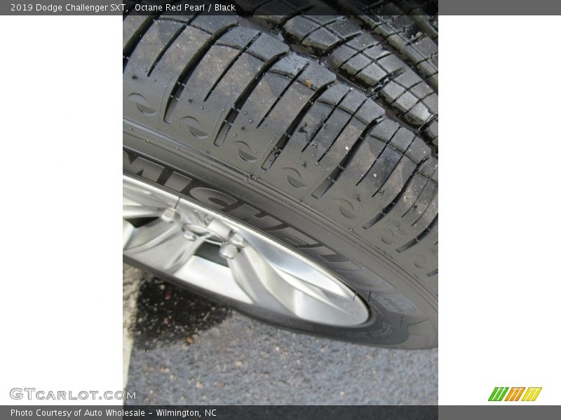 Octane Red Pearl / Black 2019 Dodge Challenger SXT