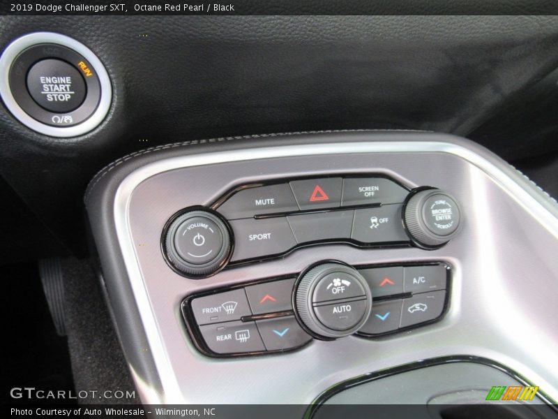 Octane Red Pearl / Black 2019 Dodge Challenger SXT