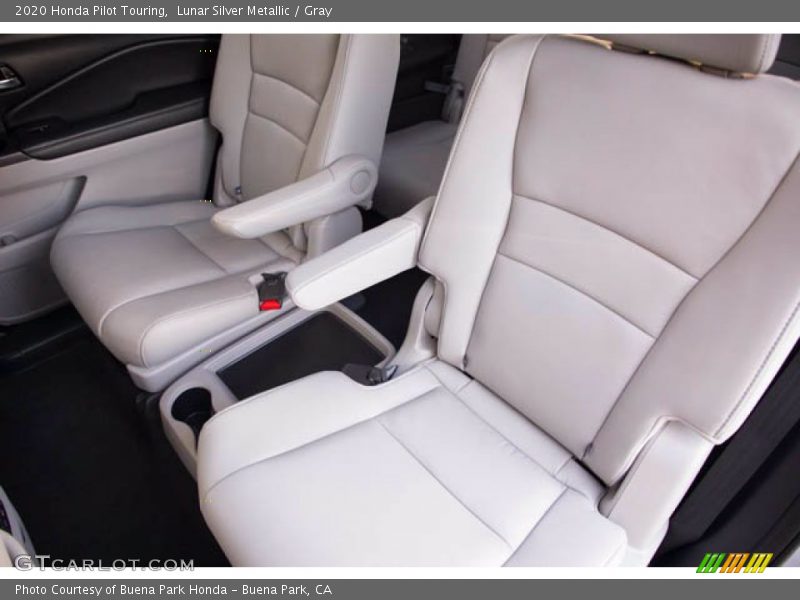 Lunar Silver Metallic / Gray 2020 Honda Pilot Touring