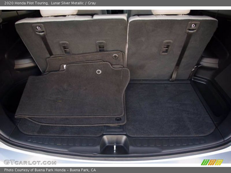 Lunar Silver Metallic / Gray 2020 Honda Pilot Touring