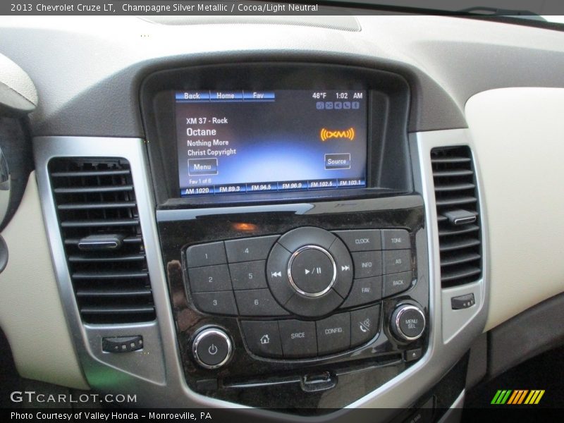 Controls of 2013 Cruze LT