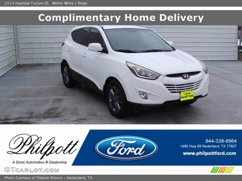 Winter White / Beige 2014 Hyundai Tucson SE