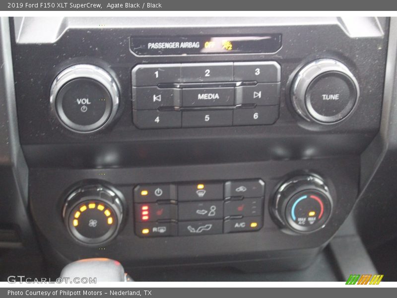 Agate Black / Black 2019 Ford F150 XLT SuperCrew