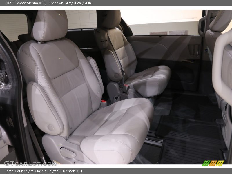 Predawn Gray Mica / Ash 2020 Toyota Sienna XLE