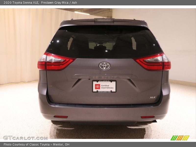 Predawn Gray Mica / Ash 2020 Toyota Sienna XLE